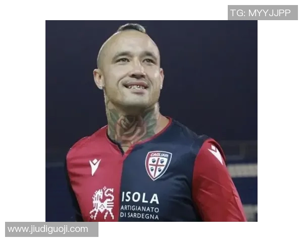 后背纹身的足球明星揭晓他是谁以及背后的故事与意义 后背纹身的足球明星揭晓他是谁以及背后的故事与意义
